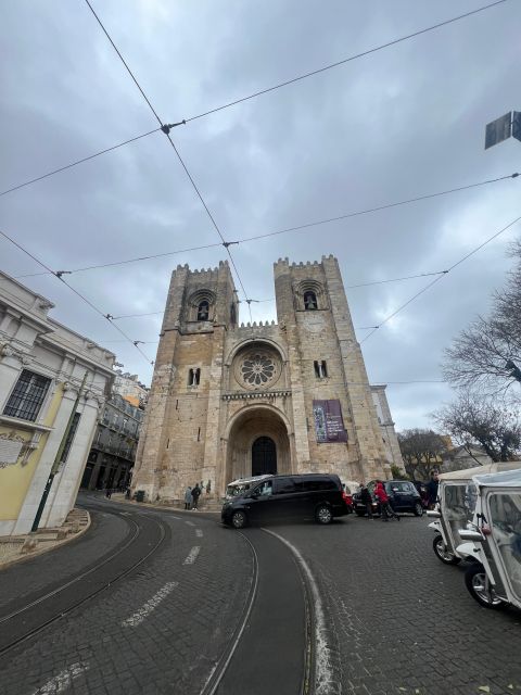 Lisbon: Historic Old City Tour by Tuk Tuk