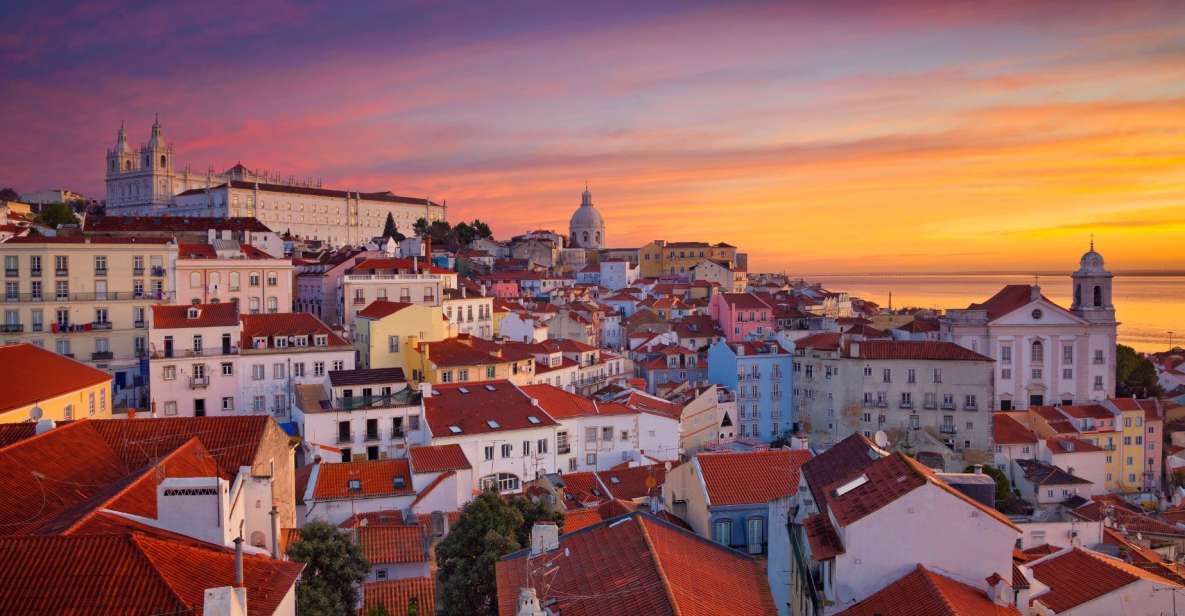 Lisbon: Outdoor Escape Game Robbery in the City