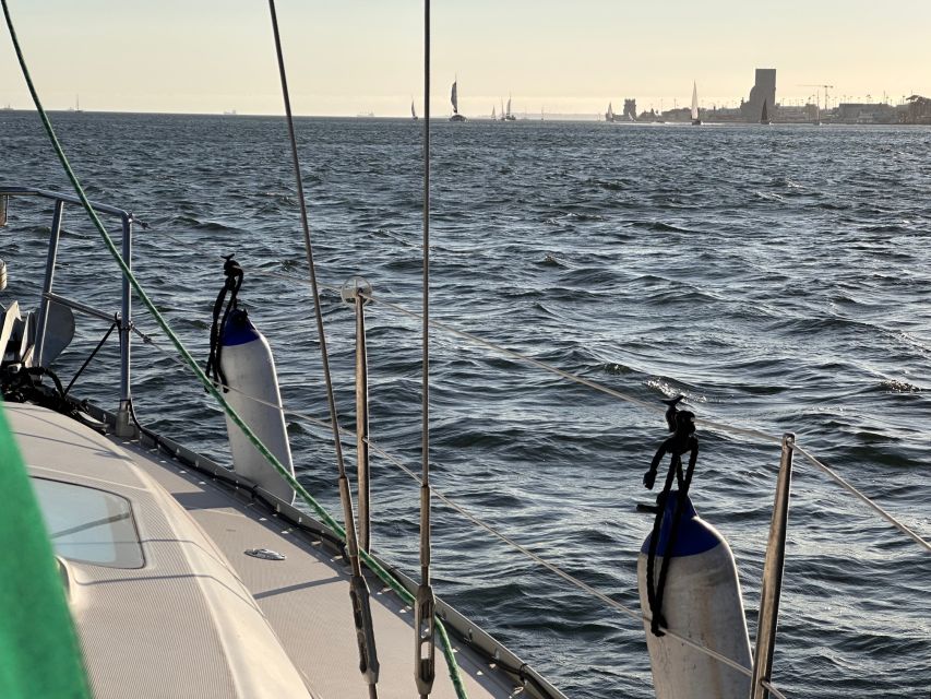 Lisbon: Private Sailboat Tours on Tagus River