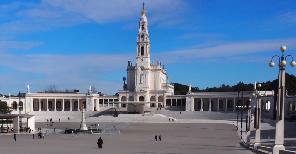 Lisbon: Private Sanctuary of Fátima Half-Day Guided Tour