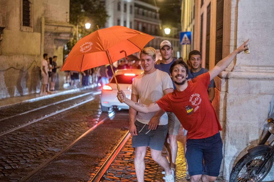 Lisbon: Pub Crawl With Open Bar and VIP Club Entry - Overview of the Experience