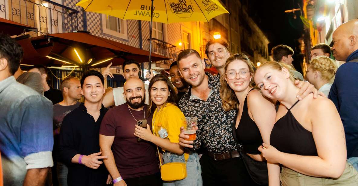 Lisbon: Pub Crawl With Open Bar, Shots, & VIP Club Entry