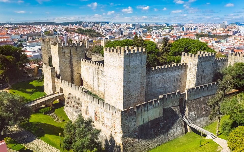 Lisbon: São Jorge Castle Skip-The-Line Entry With Audioguide