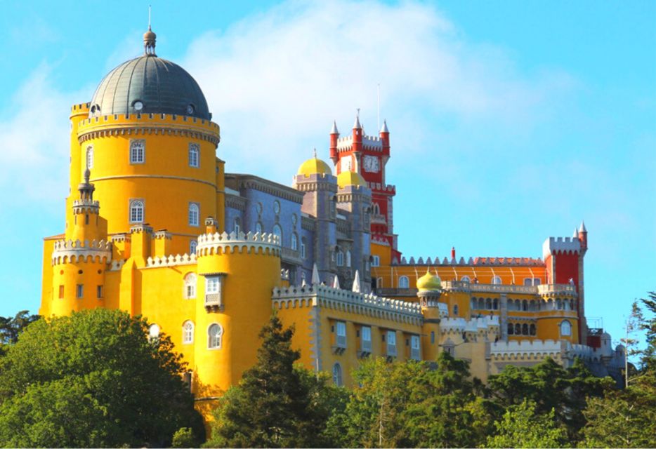 Lisbon: Sintra, Cabo Da Roca, and Cascais Private Day Trip