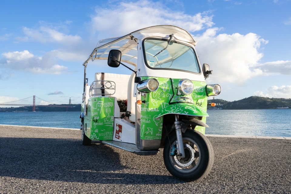 Lisbon Splendor 1.5-Hour Tuk-Tuk Tour of Iconic Highlights