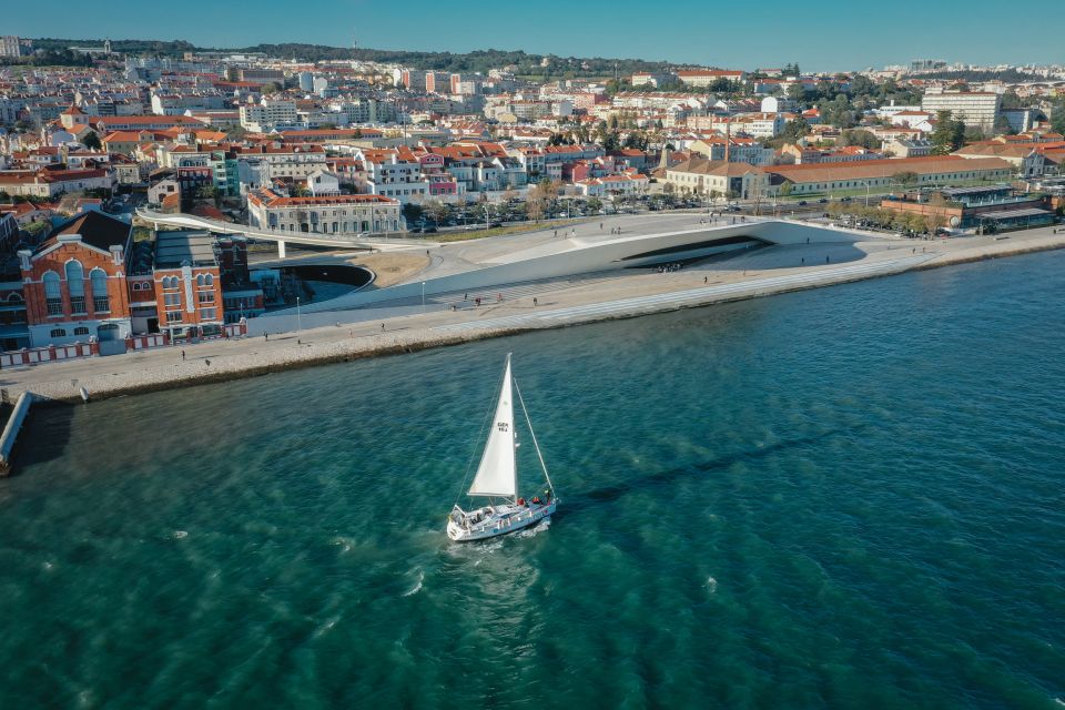 Lisbon: Tagus River Sailboat Tour