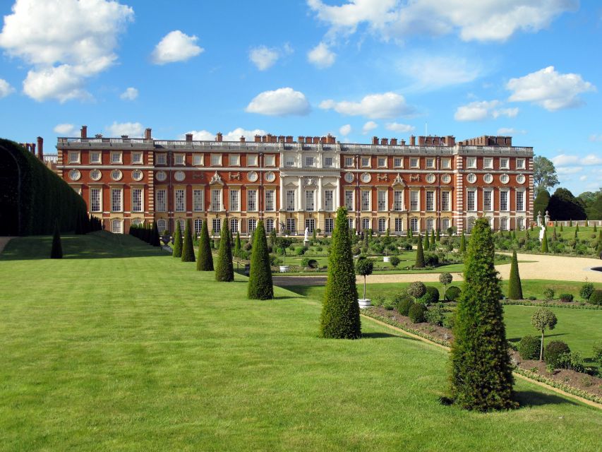 London: Hampton Court Palace Private Tour With Train Ride - Tour Overview