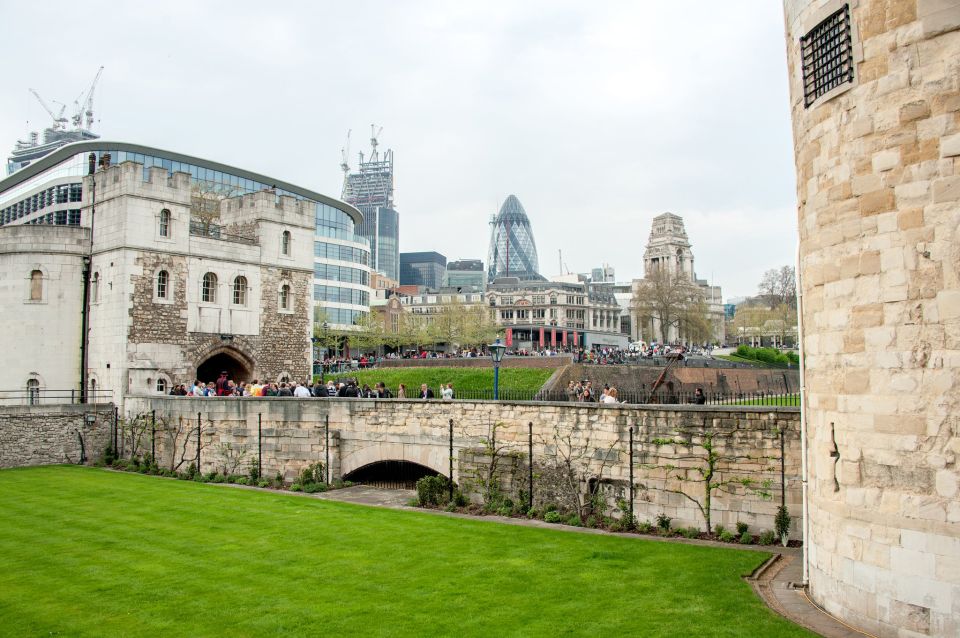 London: Vintage Bus Tour and London Eye Ticket - Tour Overview