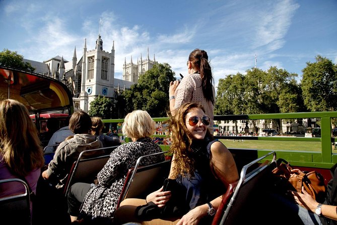 London Vintage Bus Tour With Cream Tea at Harrods