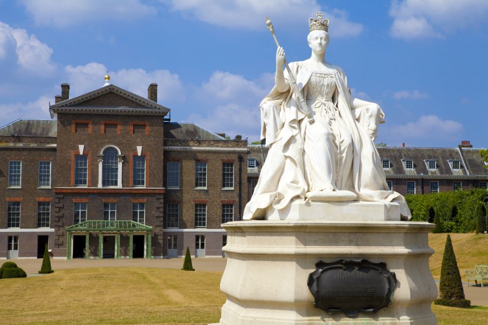 London: VIP Kensington Palace & Gardens Royal Tea Experience