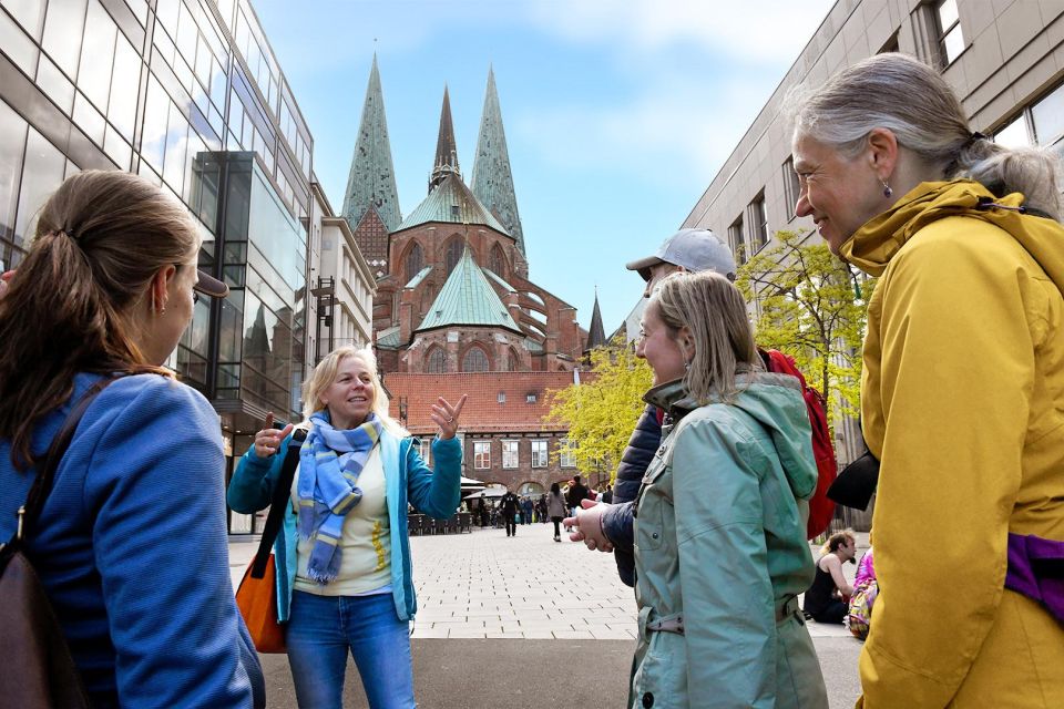 Lübeck: Entertaining Guided Tour to Old Town Highlights - Overview of the Tour