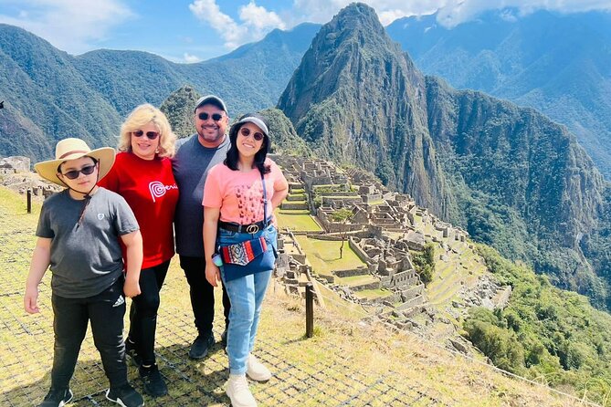 Machu Picchu & Rainbow Mountain – 5 Days