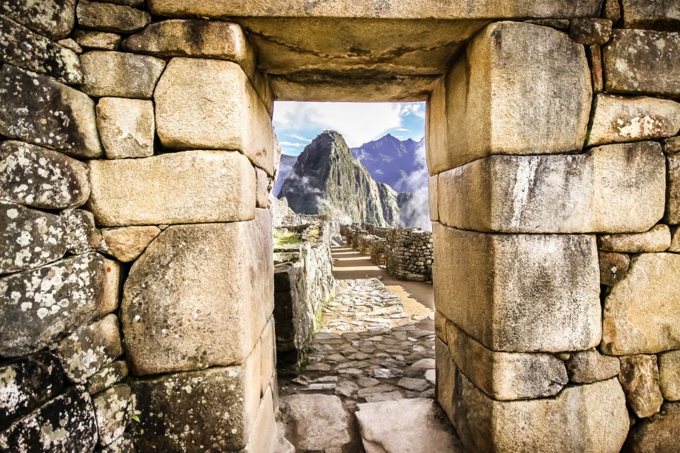 Machu Picchu: Ruins & Machu Picchu Mountain Official Tickets