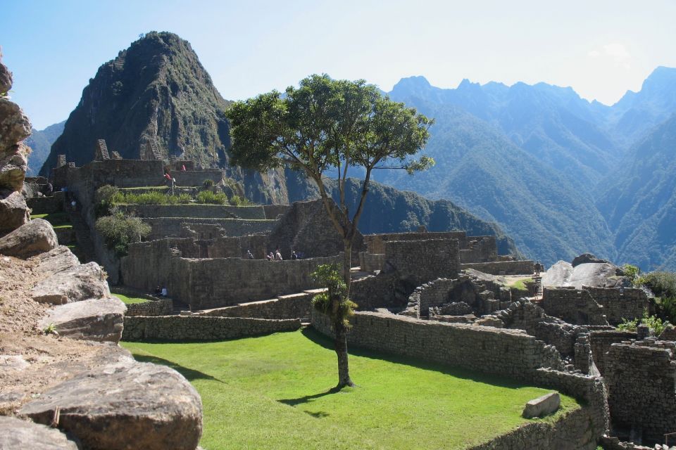 Machu Picchu Small-Group Combo: Entrance Ticket, Bus & Guide