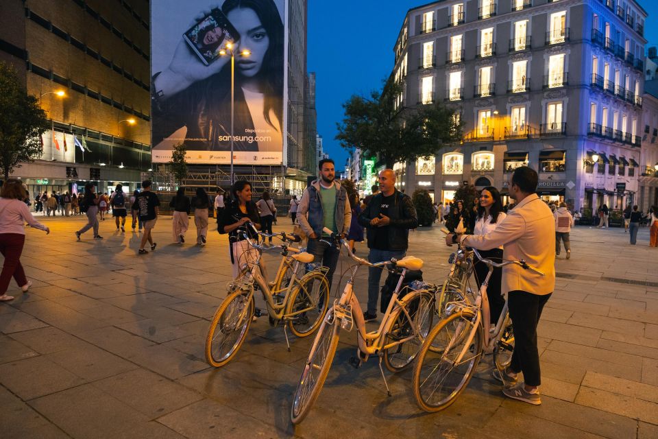 Madrid: Guided Night Bike Tour_The Bohemian XIX- XX Century