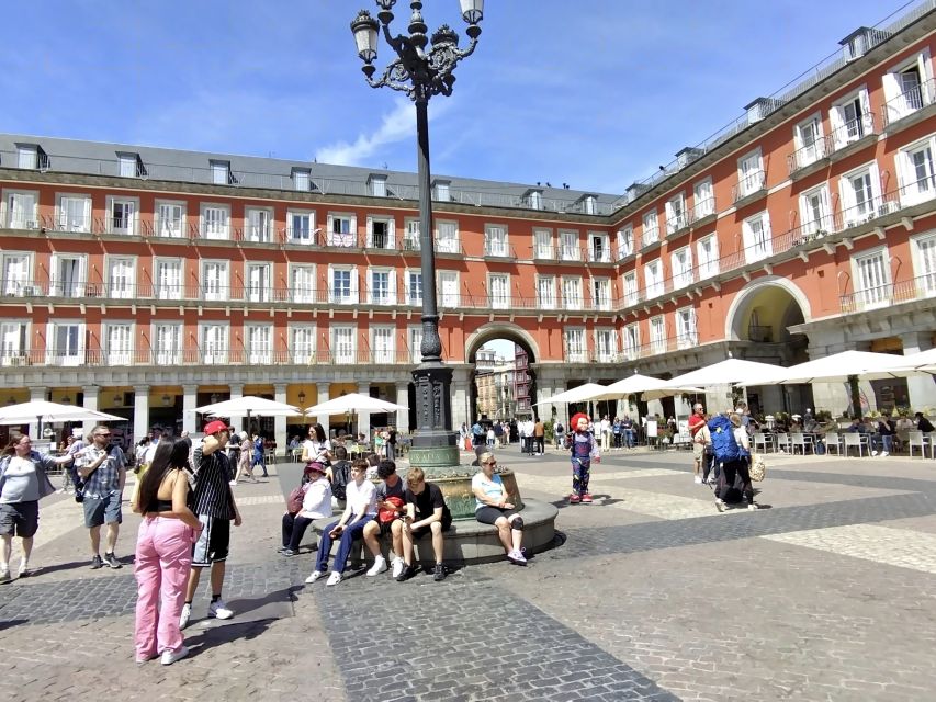 Madrid Private Tour: Royal Palace & Old Quarter - Tour Overview