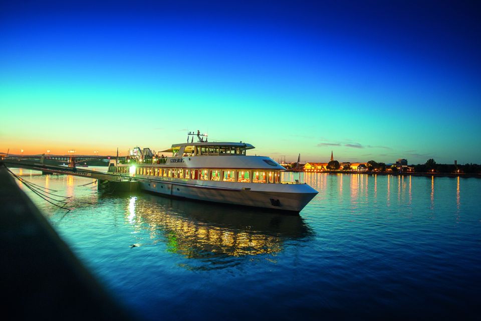 Mainz: 2-Hour Advent Afternoon Boat Cruise on the Rhine