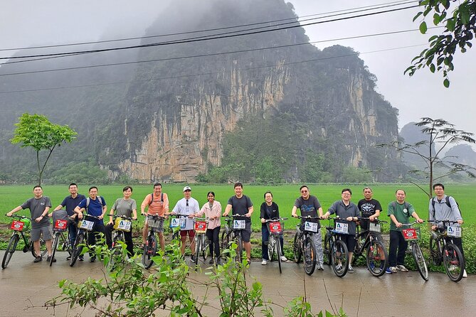 Majestic Ninh Binh Discovery: Mua Cave & Tam Coc Private Tour