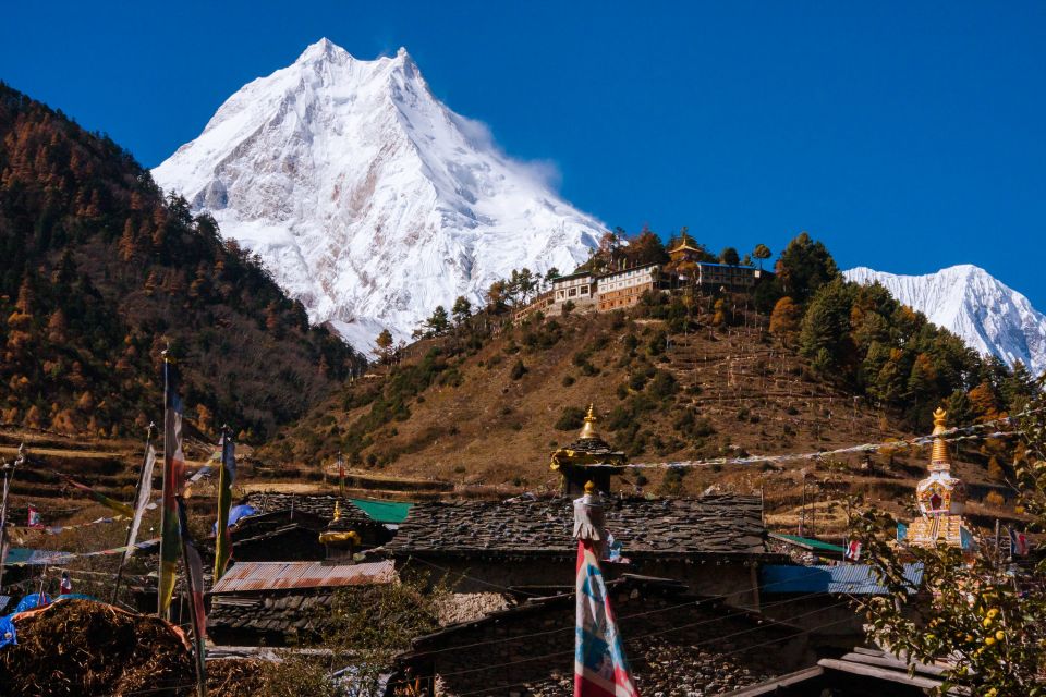 Manasalu Circuit Trek