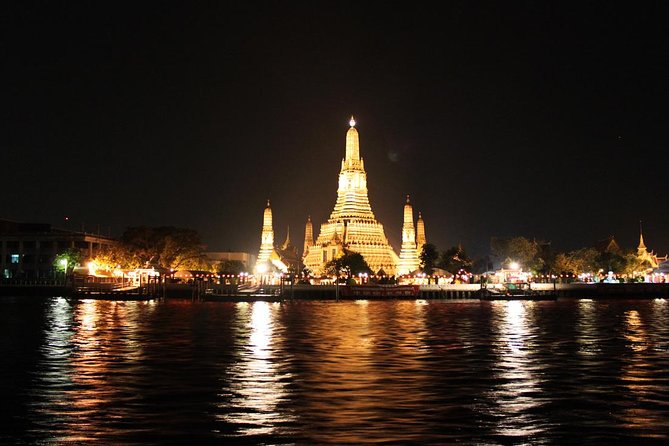 Manohra Luxurious Dinner Cruise in Bangkok