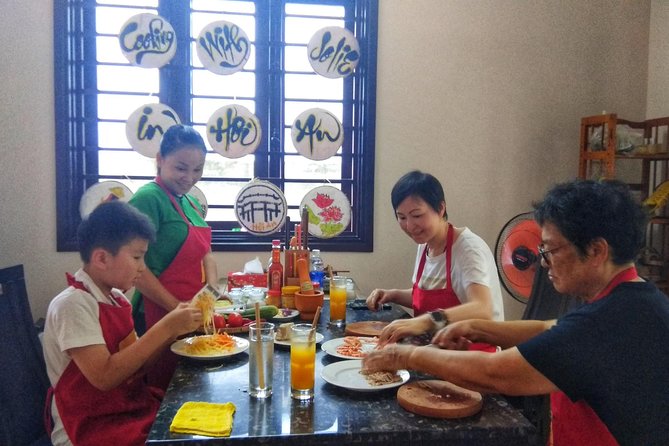 Market- Coffee- Cooking Class in Hoi an (Jha2)