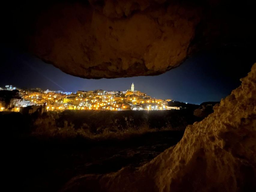 Matera: Night Murgia Trek. Enjoy an Extraordinary Sassi View