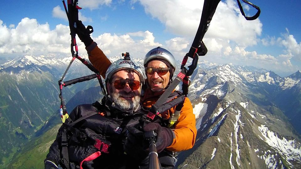 Mayrhofen: Paragliding Flight Experience Over Mountains