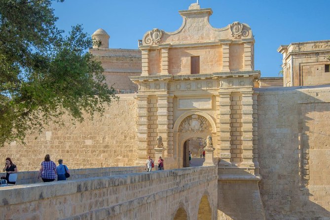 Mdina, Rabat, Dingli Cliffs, San Anton Gardens, Ta Qali & Mosta Guided Tour