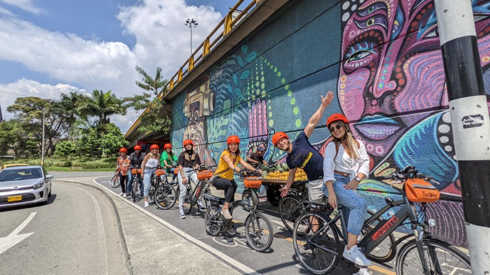 Medellín: City Tour by Electric Bike With Fruit & Coffee