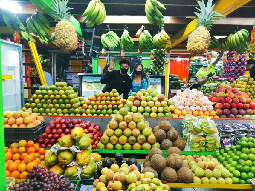 Medellin: Local Market Tour With Exotic Fruit Tastings - Overview of the Market Tour