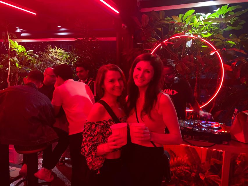 Medellin: Nightlife in Rooftops and Clubs of El Poblado