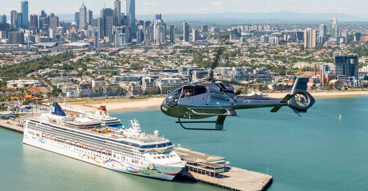 Melbourne: City and Bayside Helicopter Tour