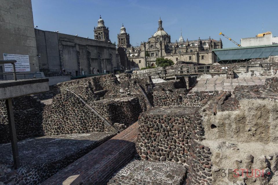 Mexico City Tour: Walk the Iconic Historic Center