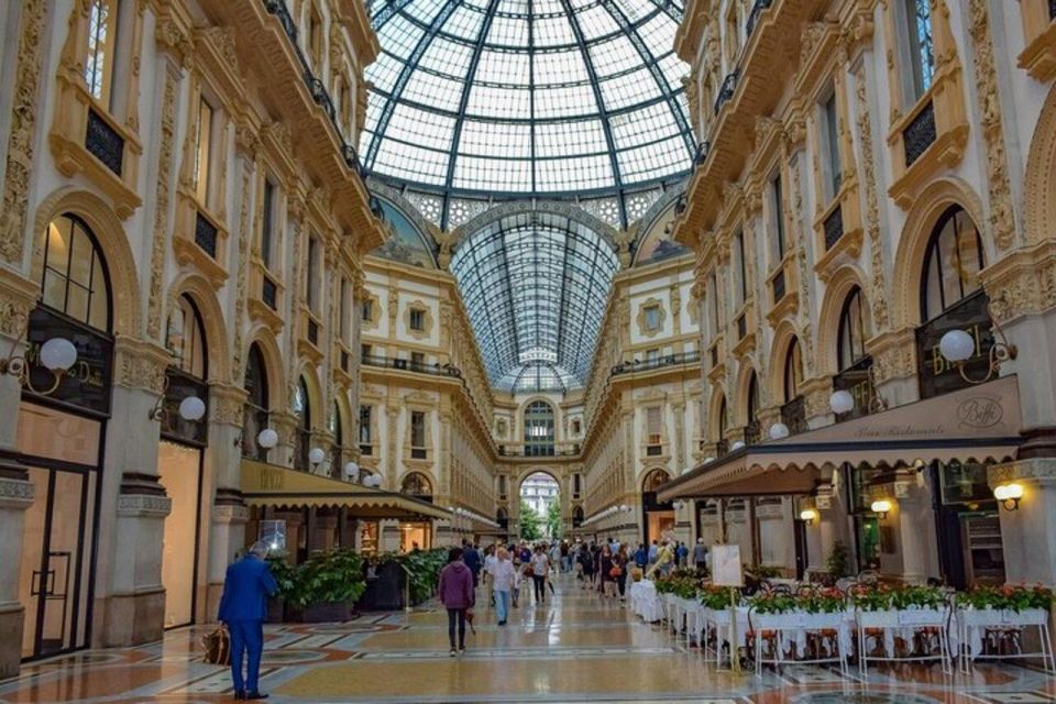 Milan: Design and Fashion Walking Tour - Itinerary Highlights