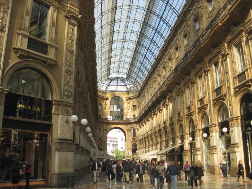 Milan Full-Day Private Sightseeing Tour and Cooking Class