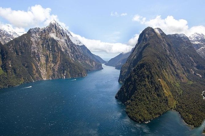 Milford Sound Heli Flight Including Scenic Landings, Boat Cruise