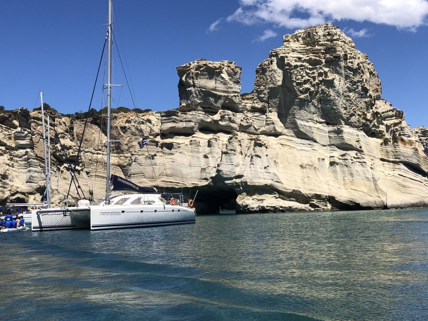 Milos: Half-Day Morning Catamaran Cruise to Kleftiko