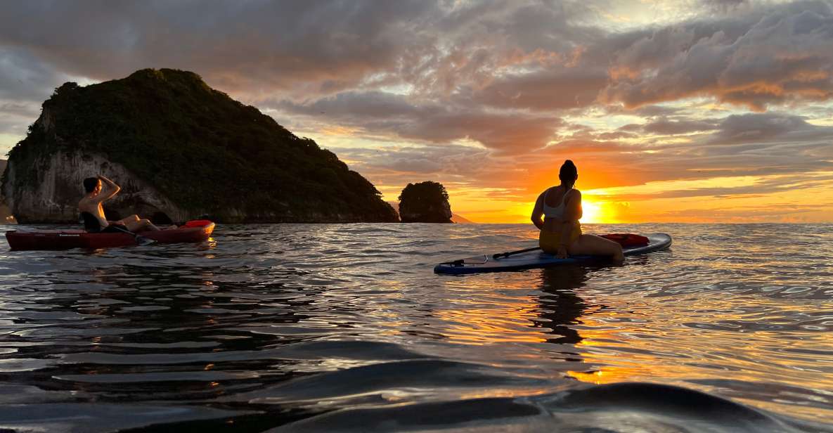 Mismaloya: Los Arcos Bioluminescent Waters Kayak & Cave Tour - Activity Overview