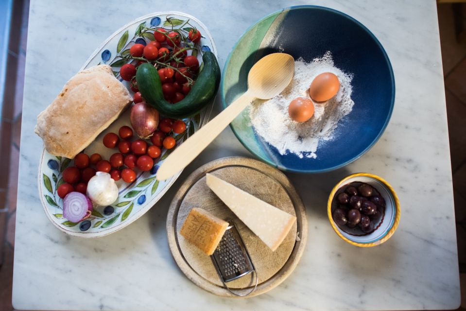 Montepulciano: Small Group Cooking Class at Locals Home