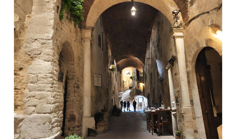 Montepulciano Wine Tour From Rome With Private Driver