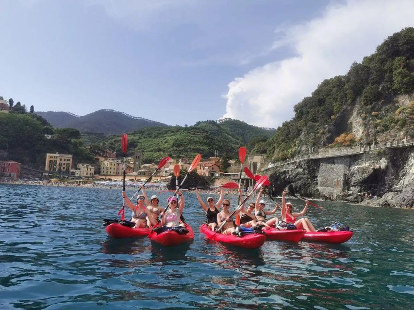 Monterosso Al Mare: Monterosso Kayak and Snorkeling Tour