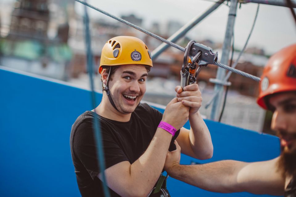 Montreal Old Port: Urban Zipline Ticket