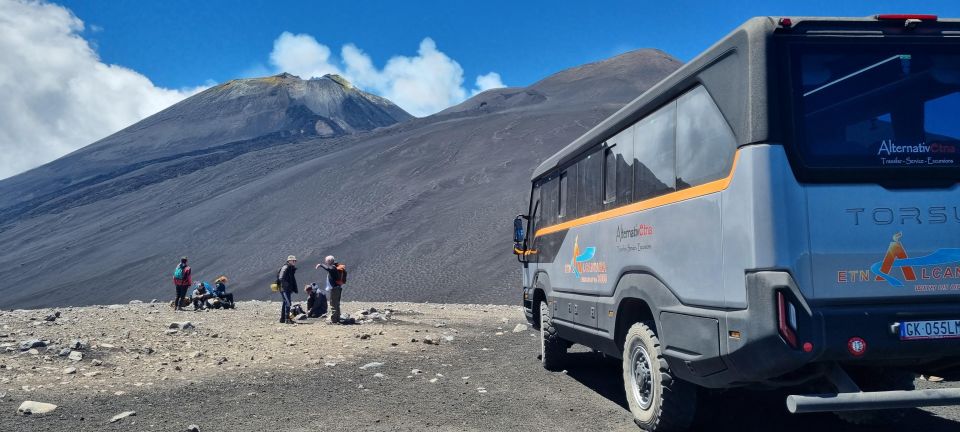 Mount Etna: Ascent to 2800m by 4×4