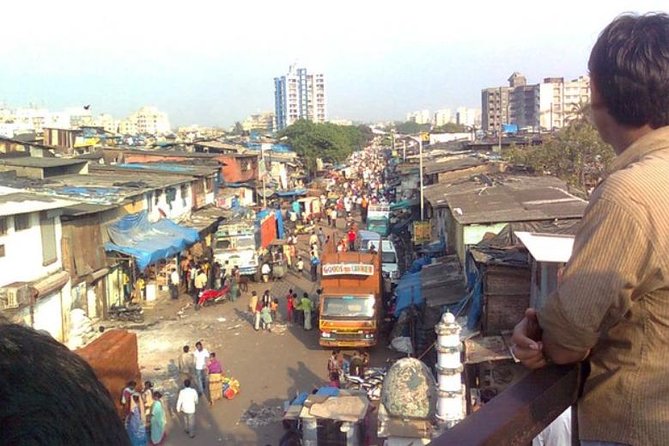 Mumbai City Tour With Ferry Ride and Dharavi Slum