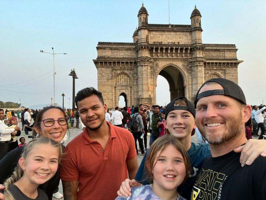 Mumbai: Private Sightseeing Tour of Iconic Sights