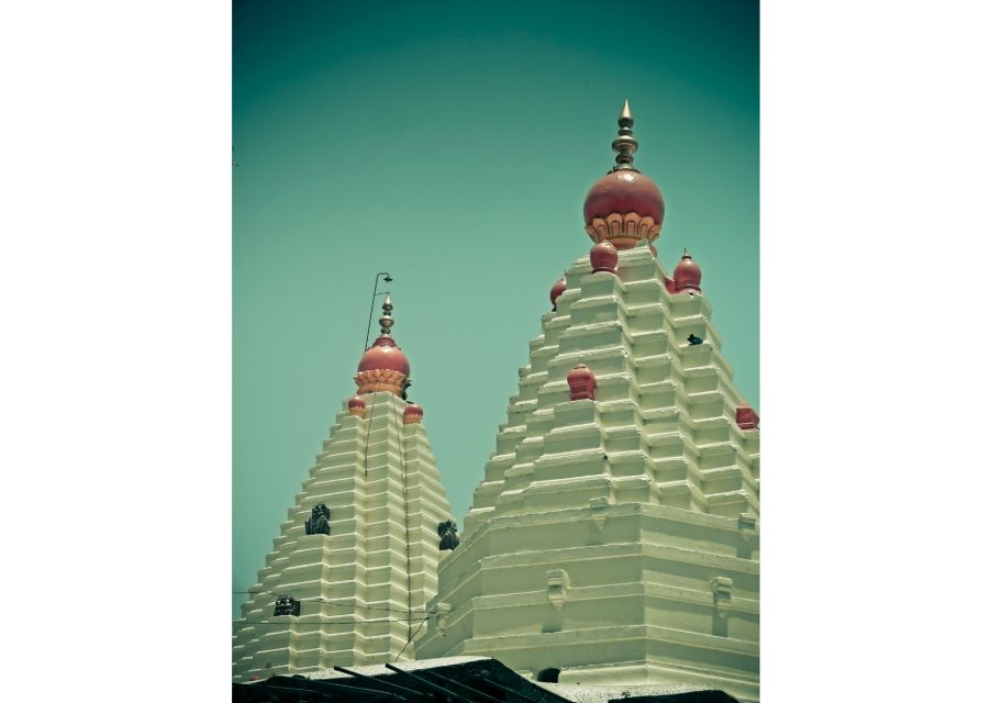 Mumbai: Temples and Shrines Guided Walking Tour