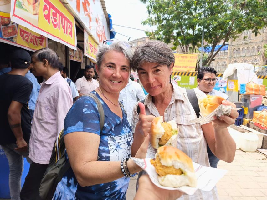 Mumbai Walking Tour With Local Snacks