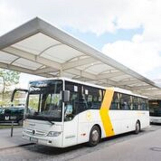 Munich: Airport Transfer by Bus