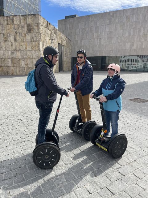 Munich: City Highlights Guided Segway Tour