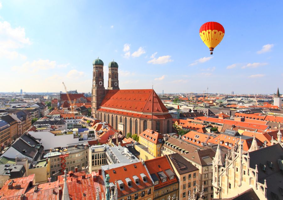 Munich: Traditional German Food and Old Town Private Tour